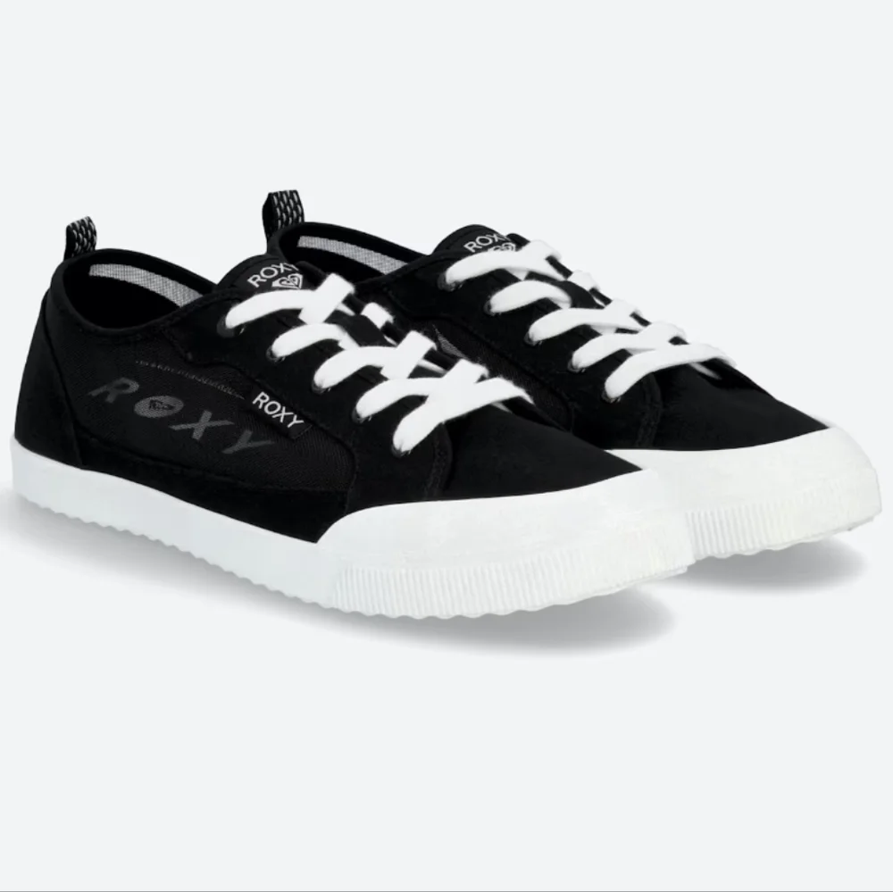 Roxy- Shorebreak Black Sneakers - Picture 1 of 5